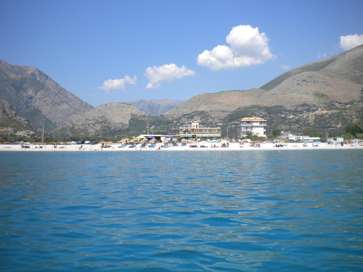 Vila Hadhri Borsh Exterior photo